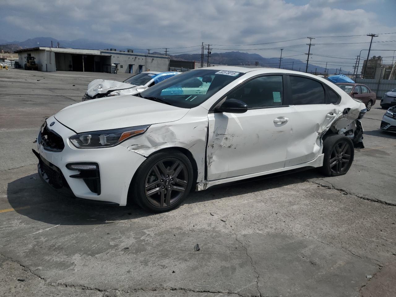 KIA FORTE GT LINE