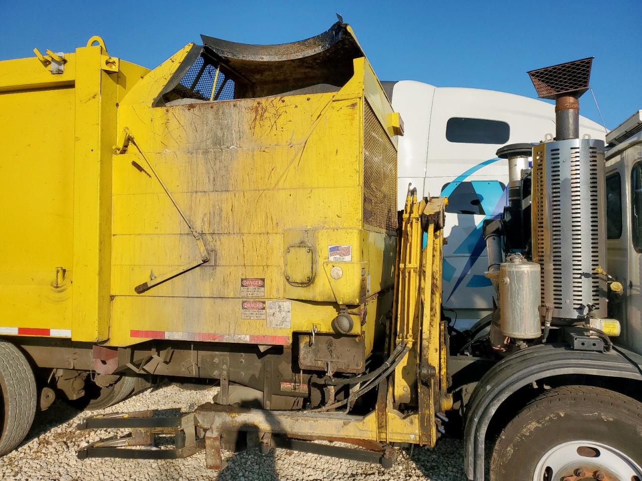 Lot #3248652298 2018 AUTOCAR LLC XPEDITOR