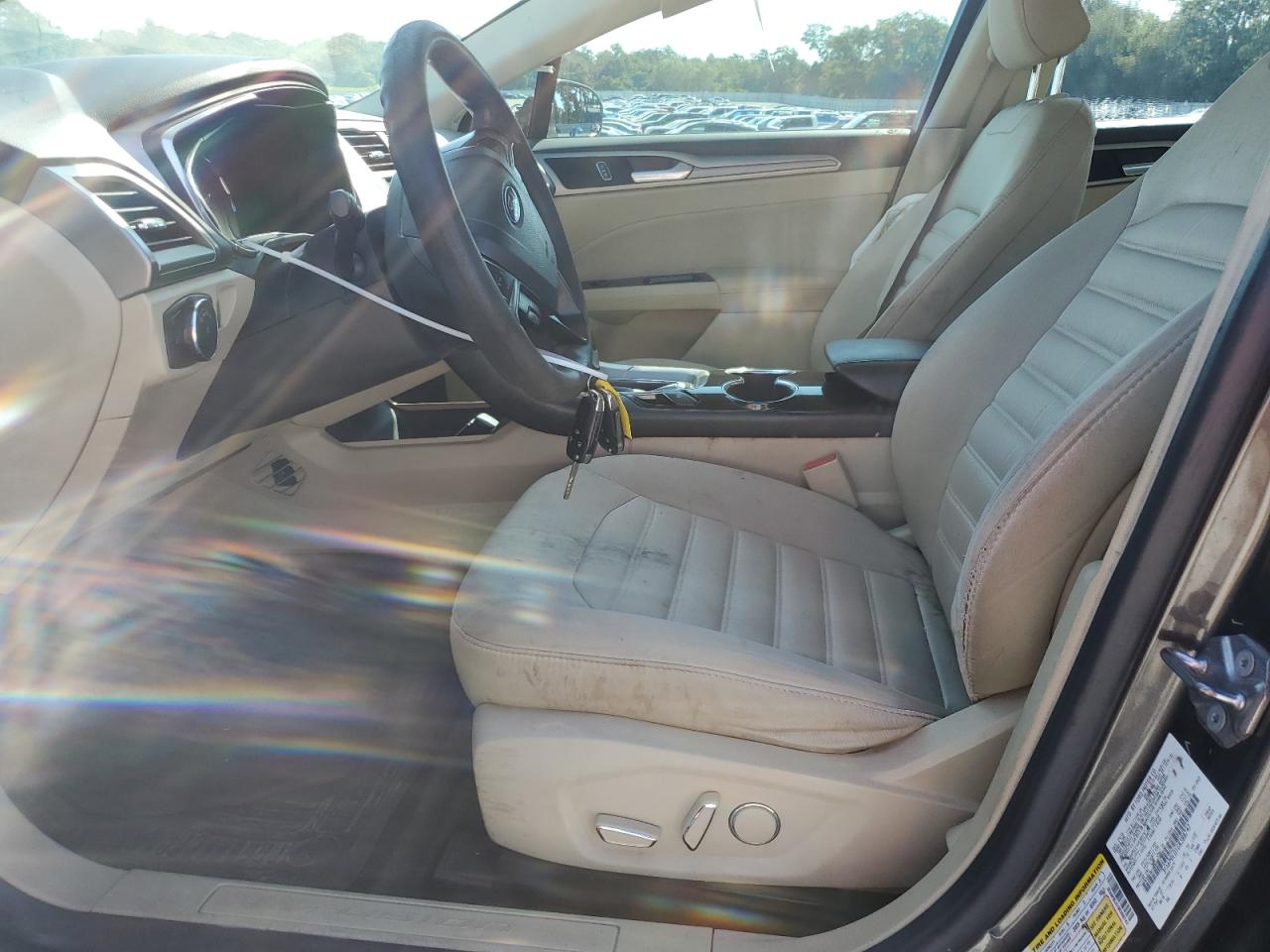 FORD FUSION SE HYBRID