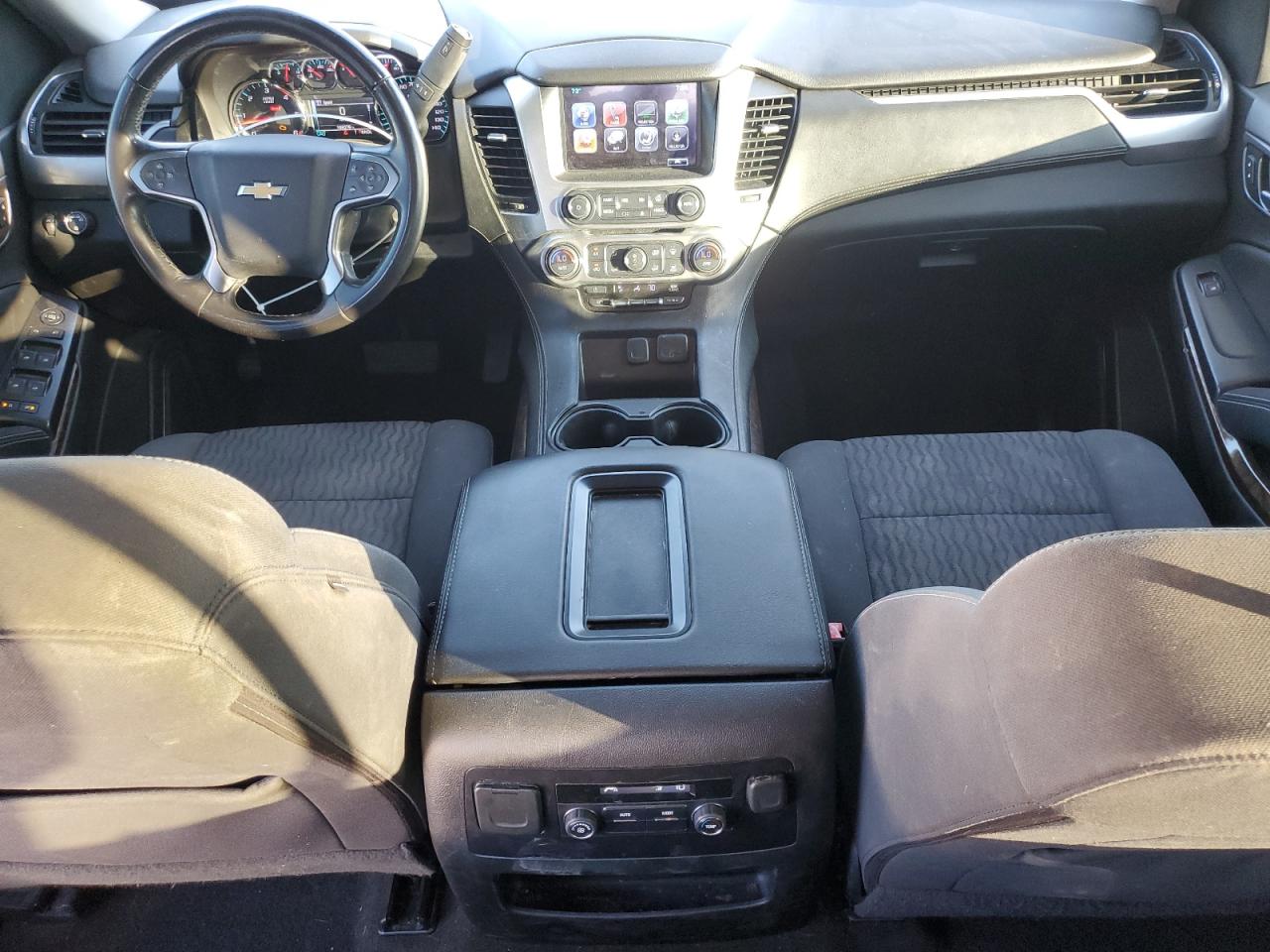 CHEVROLET TAHOE C1500 LS