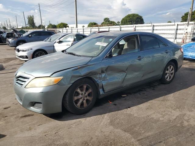 TOYOTA CAMRY BASE