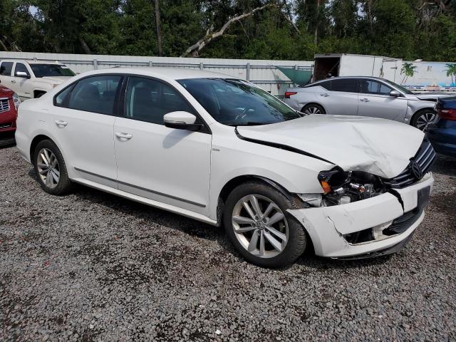 2015 VOLKSWAGEN PASSAT S 1VWAS7A30FC006417