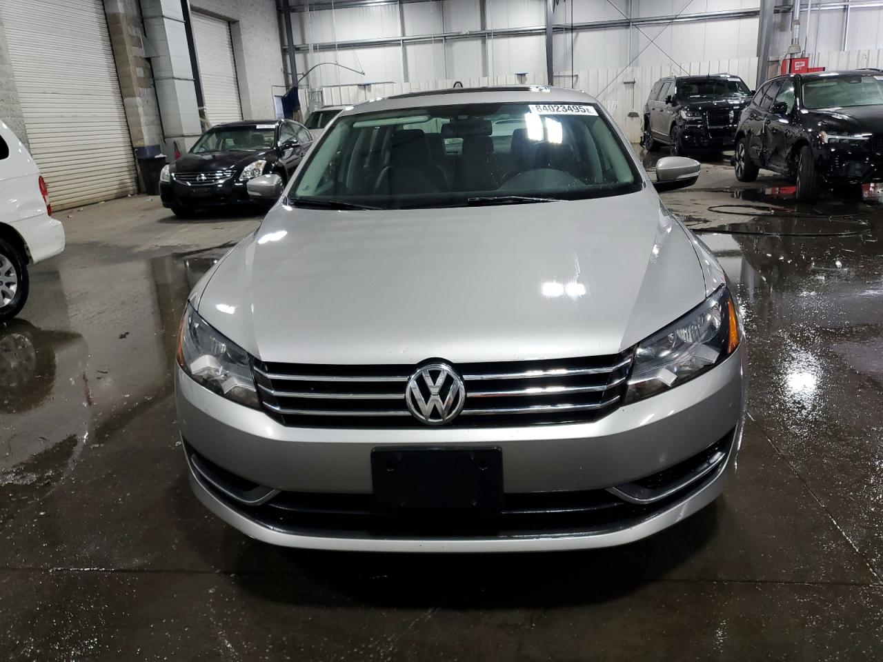 VOLKSWAGEN PASSAT SE