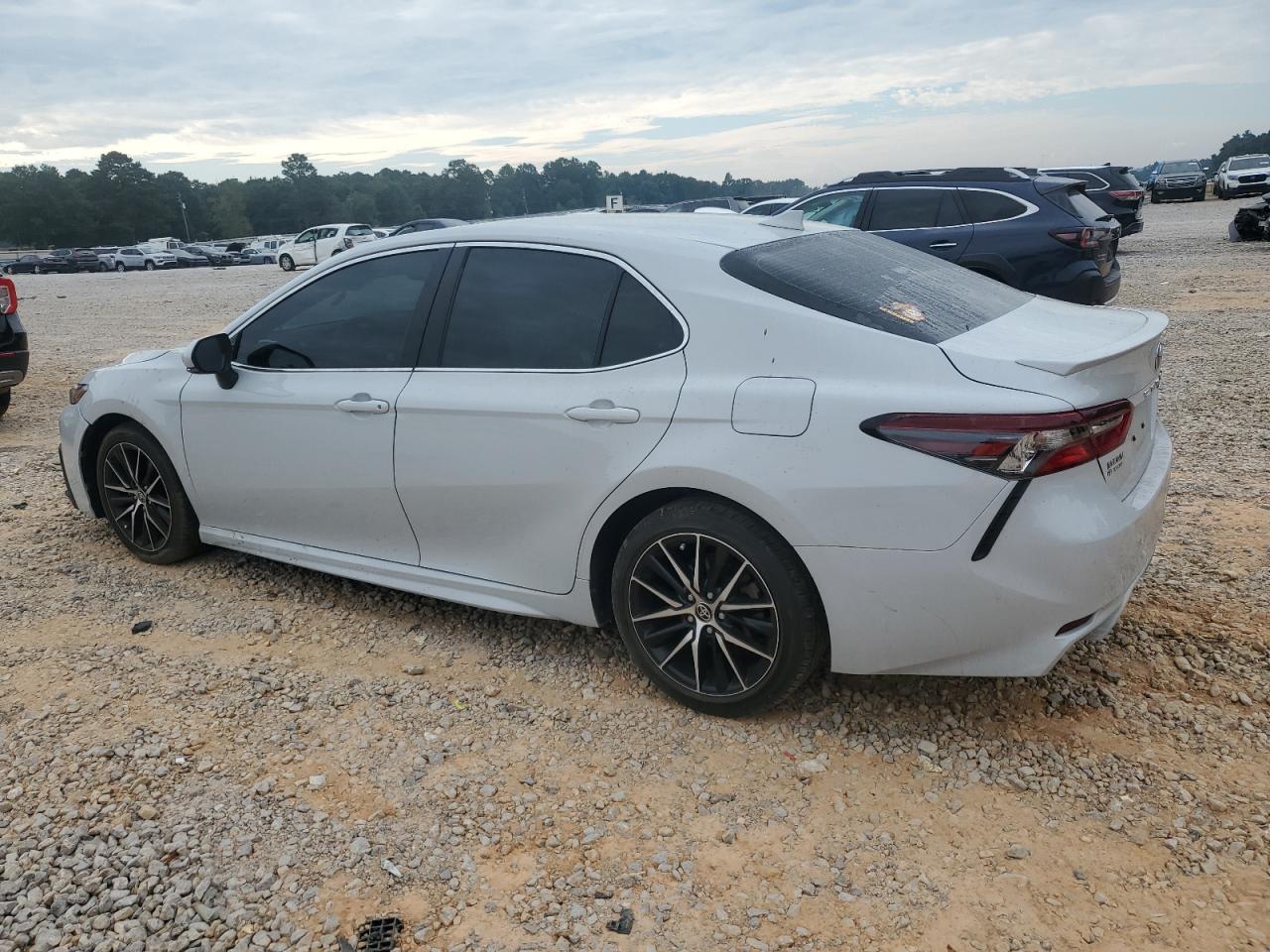 TOYOTA CAMRY SE NIGHT SHADE