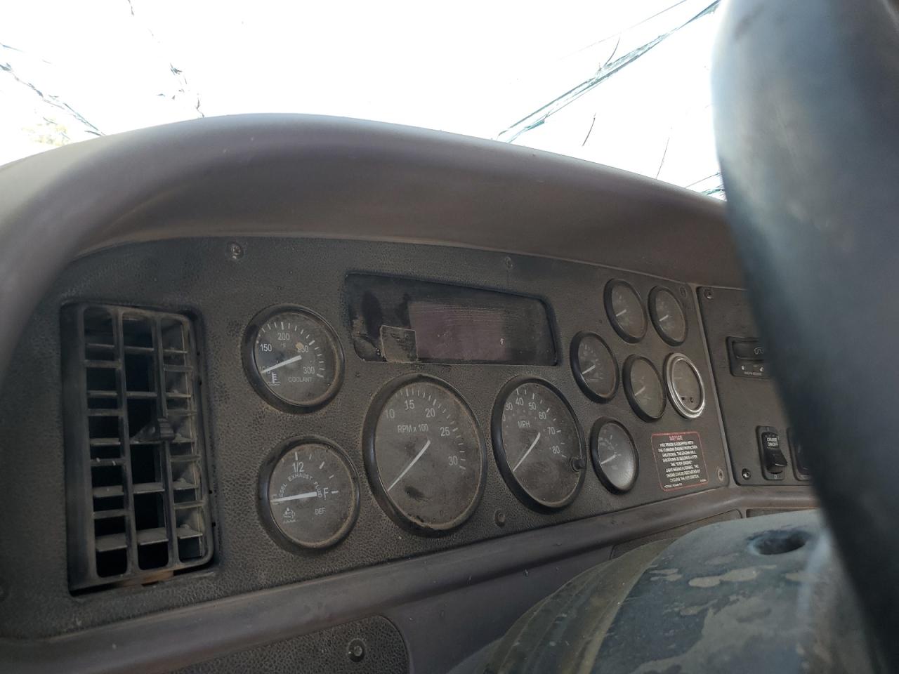 Lot #3287803093 2013 PETERBILT 587