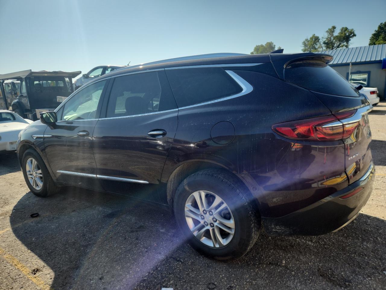 BUICK ENCLAVE ESSENCE