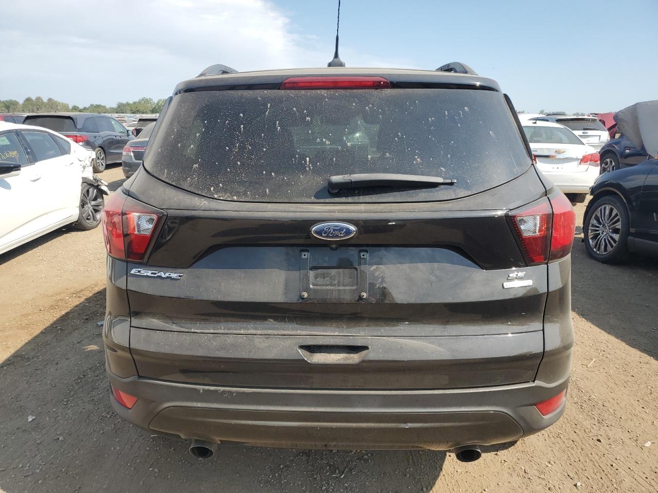 FORD ESCAPE SE