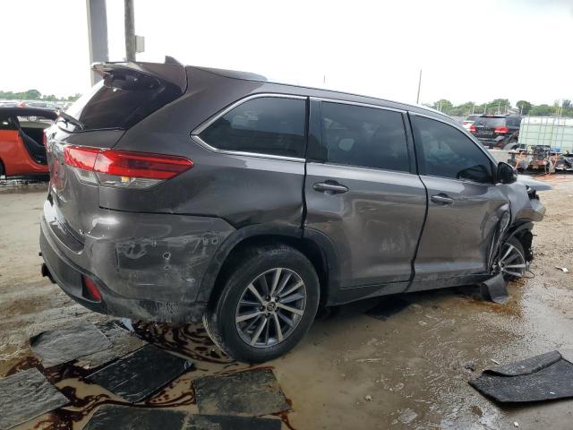 2019 TOYOTA HIGHLANDER 5TDKZRFH3KS556626