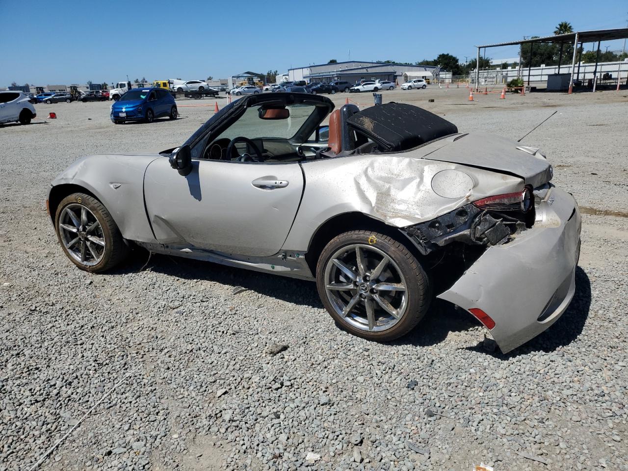MAZDA MX-5 GRAND TOURING