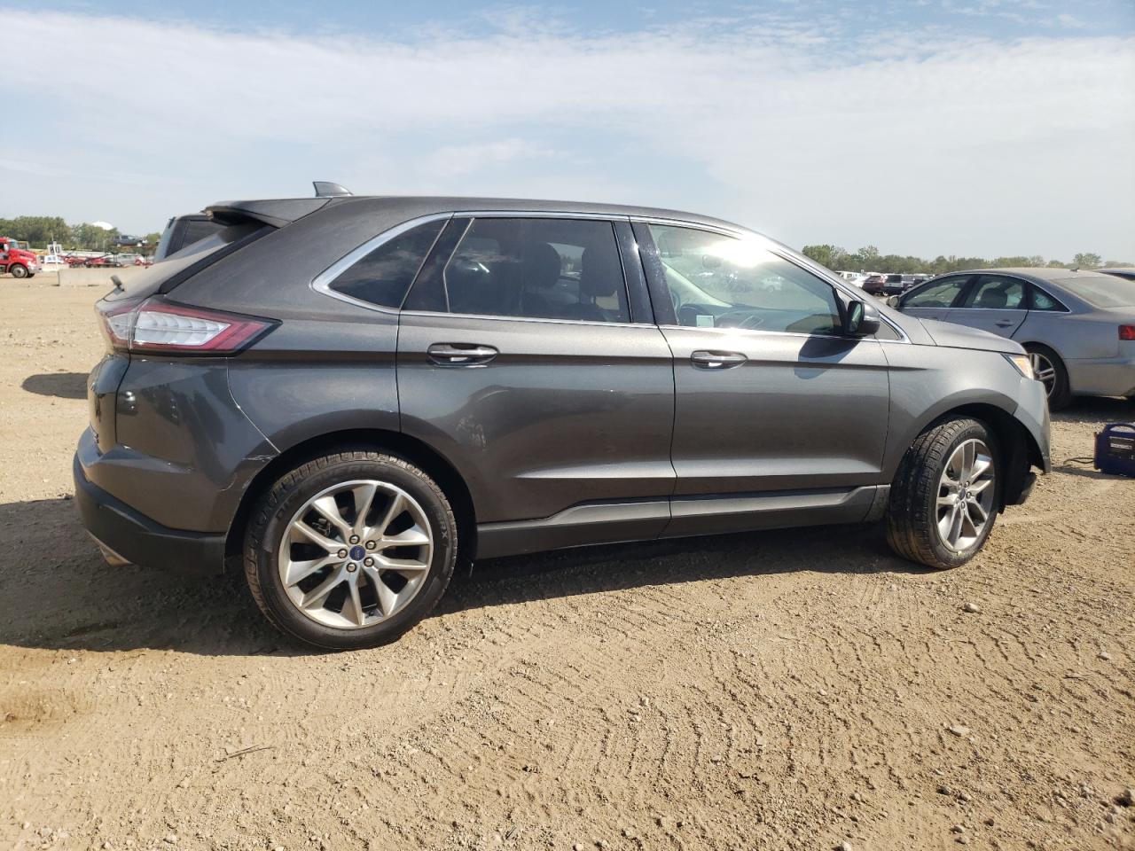 FORD EDGE TITANIUM