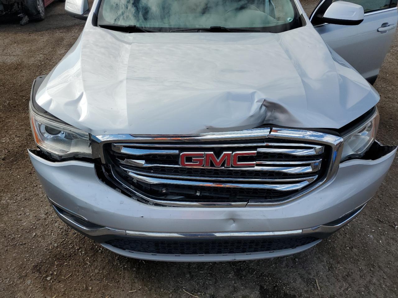 GMC ACADIA SLE
