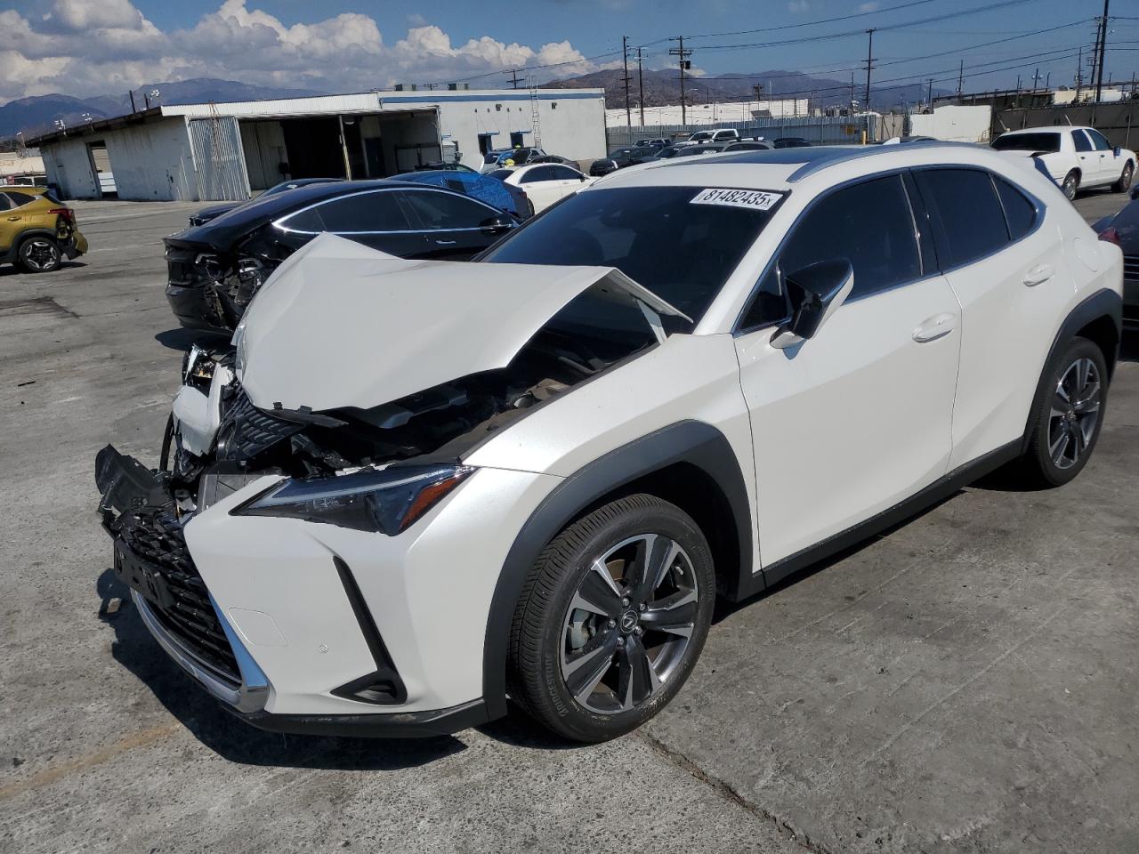 LEXUS UX 250H BASE