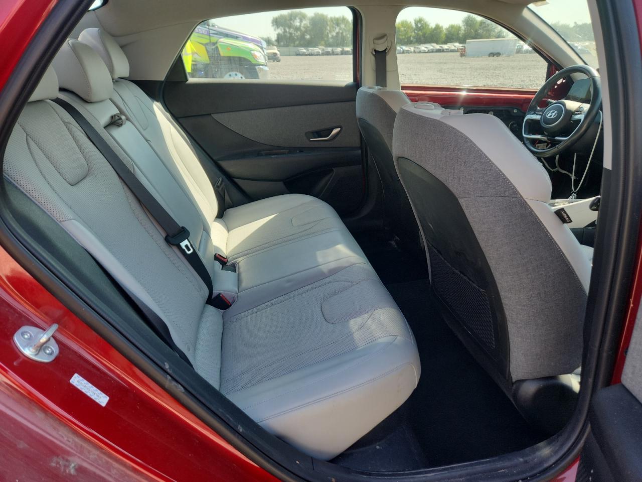 HYUNDAI ELANTRA LIMITED