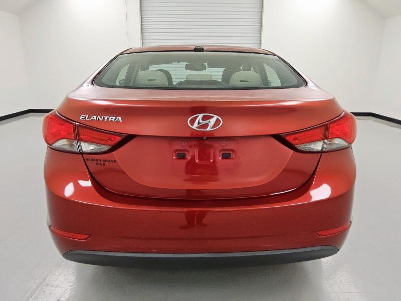 2016 HYUNDAI ELANTRA SE 5NPDH4AE0GH764620