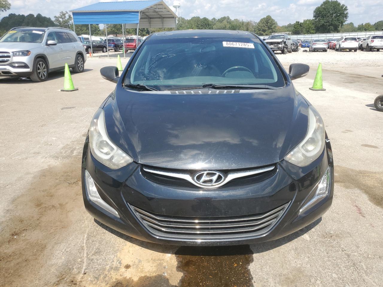 HYUNDAI ELANTRA SE