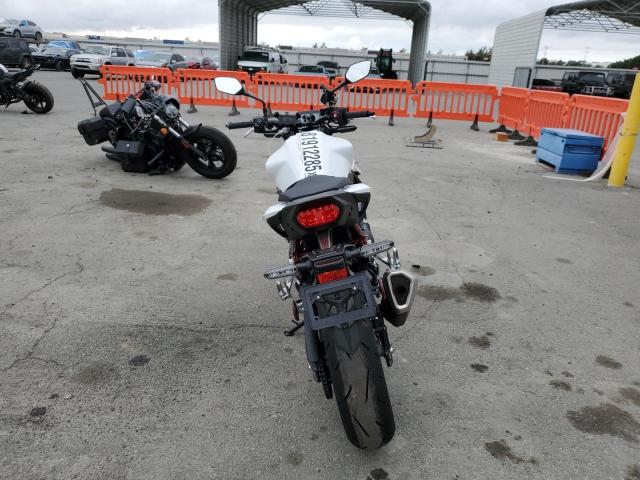 2025 HONDA CB750 A JH2RH2405SK001116