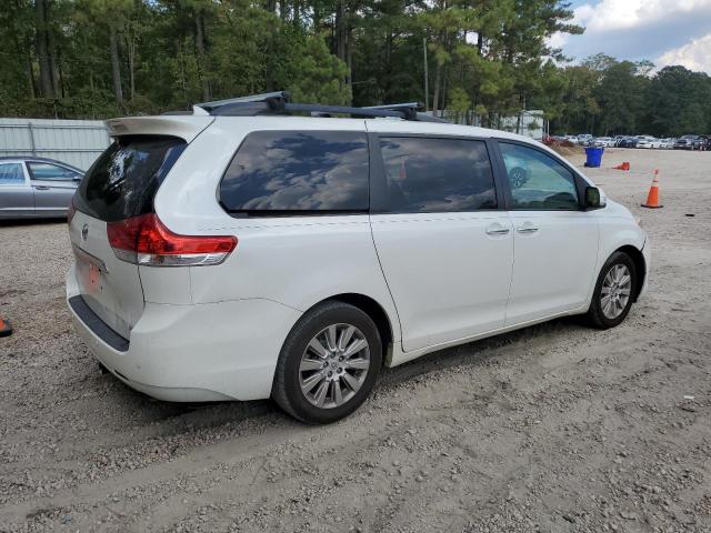 2013 TOYOTA SIENNA XLE #3290326968
