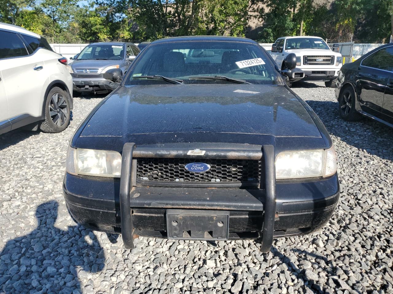 FORD CROWN VICTORIA POLICE INTERCEPTOR