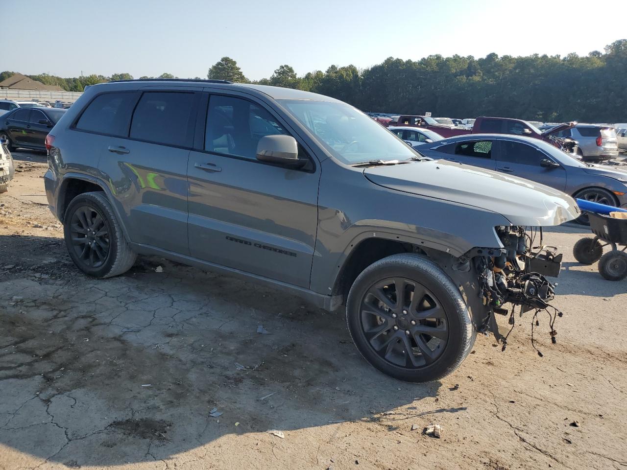 JEEP GRAND CHEROKEE LAREDO