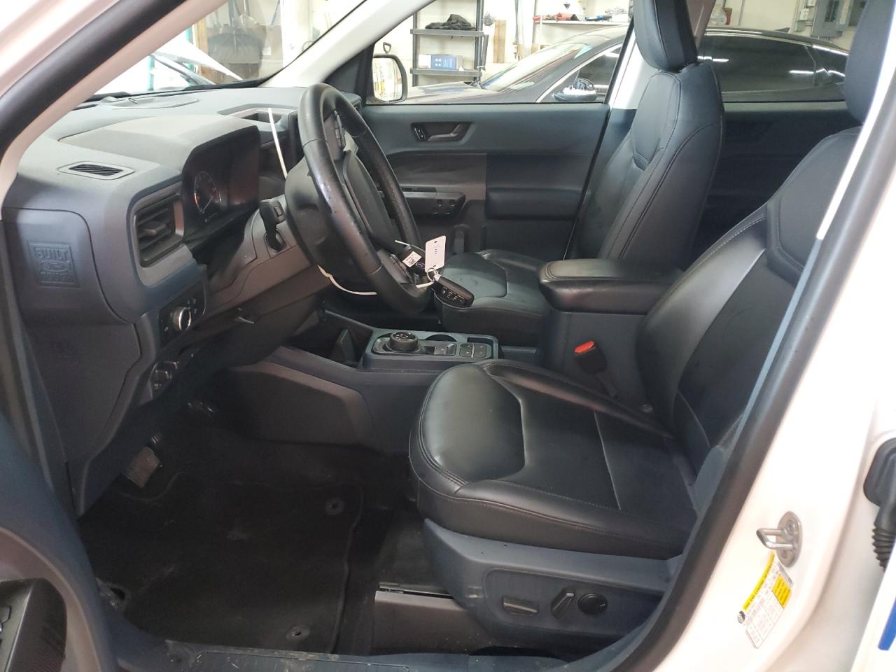 FORD MAVERICK LARIAT