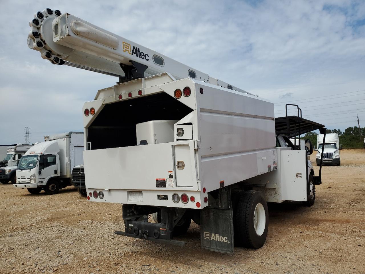 FORD F-750 SUPER DUTY