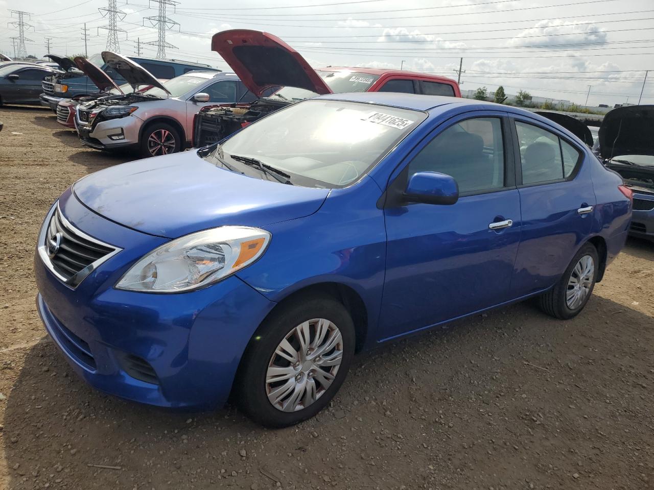 NISSAN VERSA S