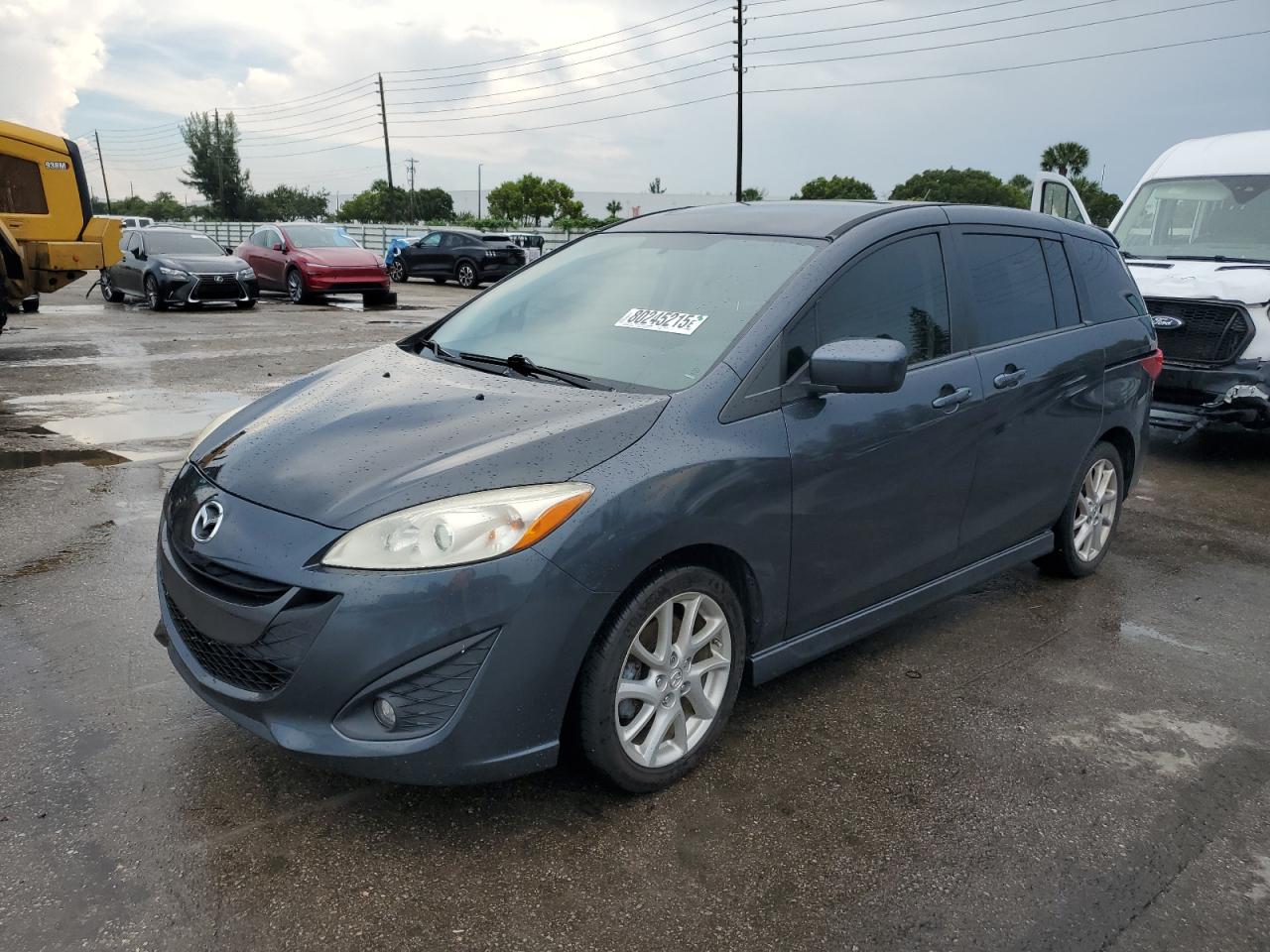 MAZDA 5