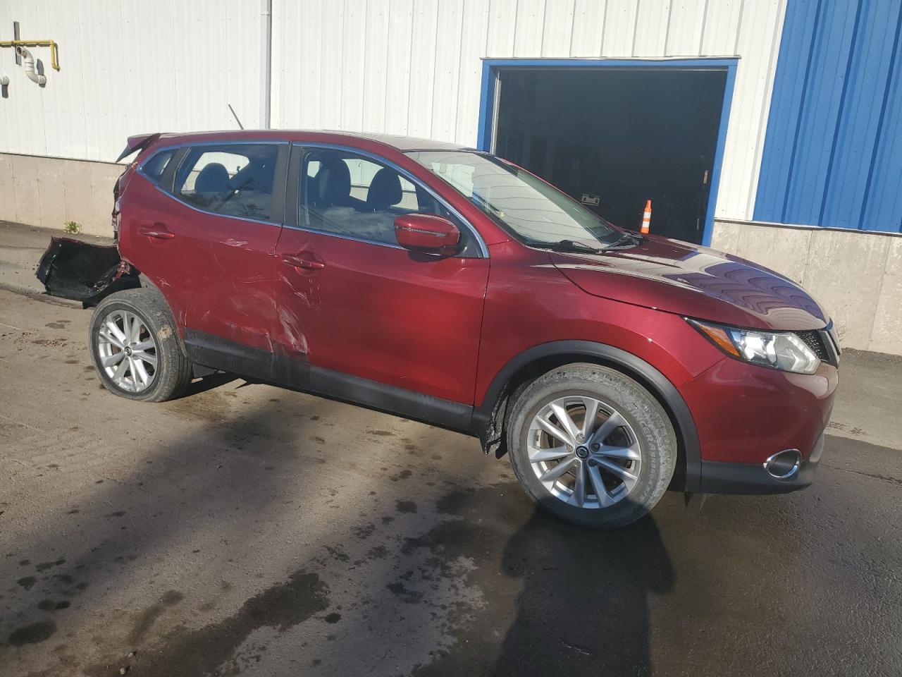 NISSAN ROGUE SPORT S