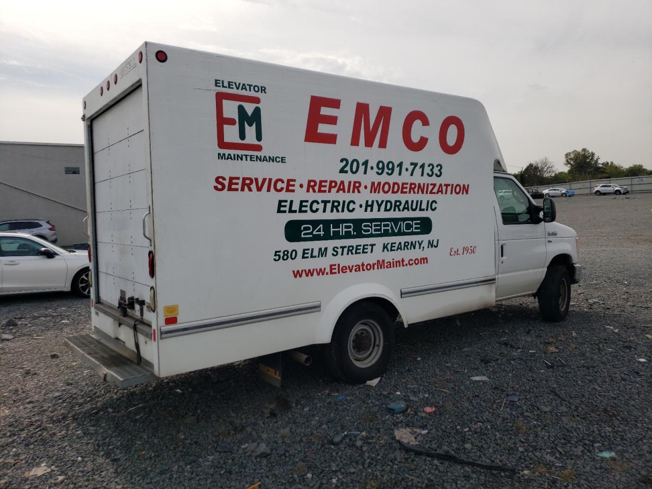 FORD ECONOLINE E350 SUPER DUTY CUTAWAY VAN