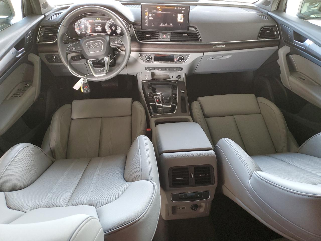 AUDI Q5 SPORTBACK PRM PLS 45