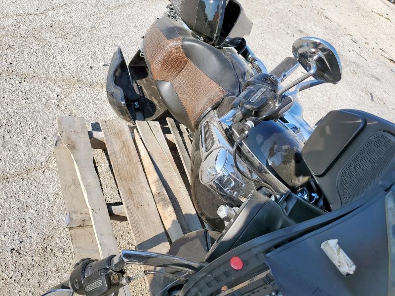 2019 HARLEY-DAVIDSON FLTRX 1HD1KHC17KB637832
