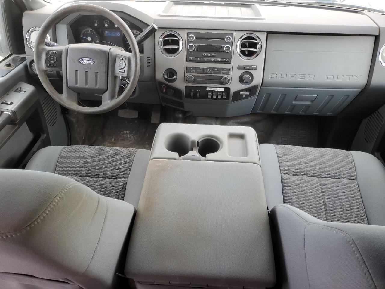 FORD F-550 SUPER DUTY