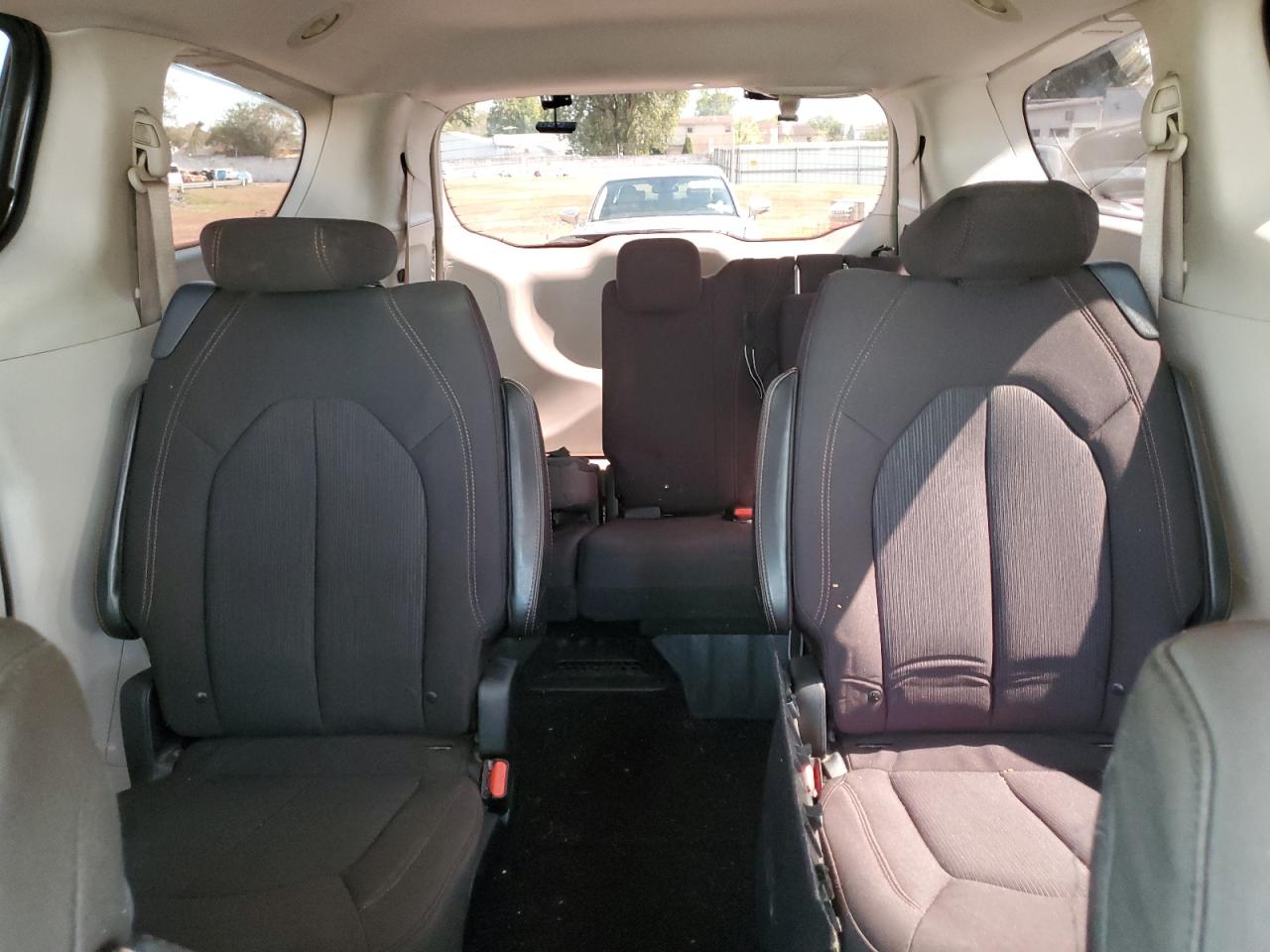 CHRYSLER PACIFICA LX