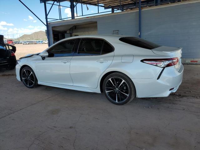 2018 TOYOTA CAMRY XSE 4T1B61HK2JU094018