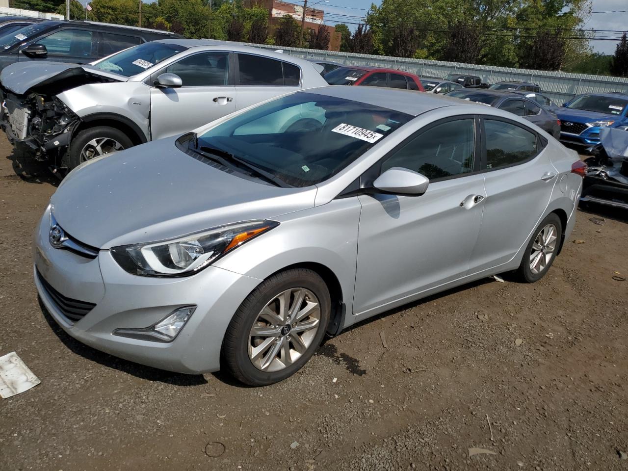 HYUNDAI ELANTRA SE