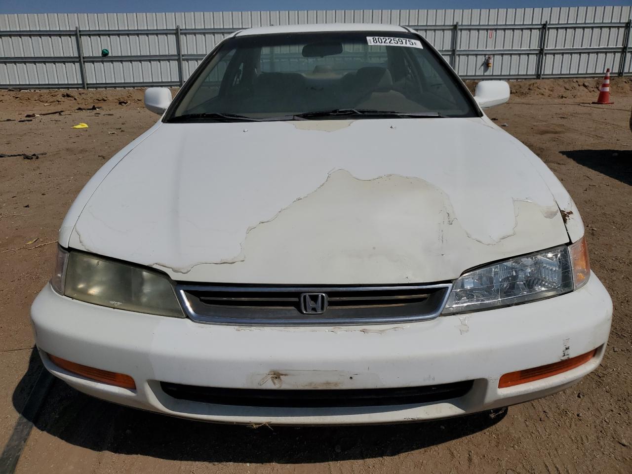Lot #3235942816 1997 HONDA ACCORD LX