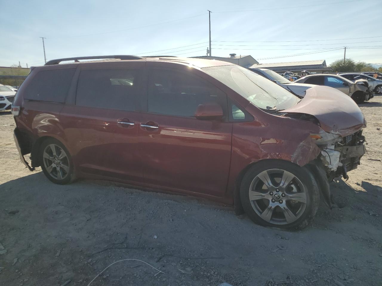 TOYOTA SIENNA SE