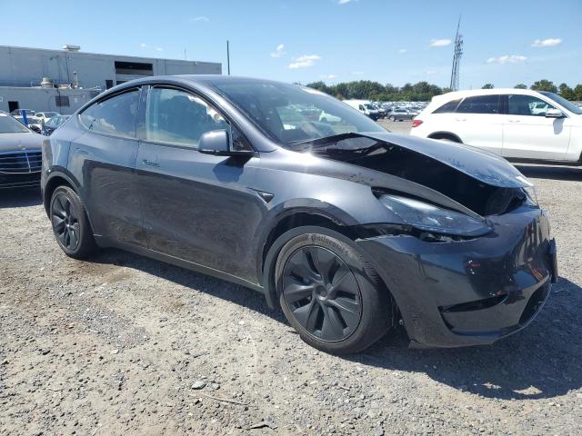 2025 TESLA MODEL Y 7SAYGAEE1SF258365