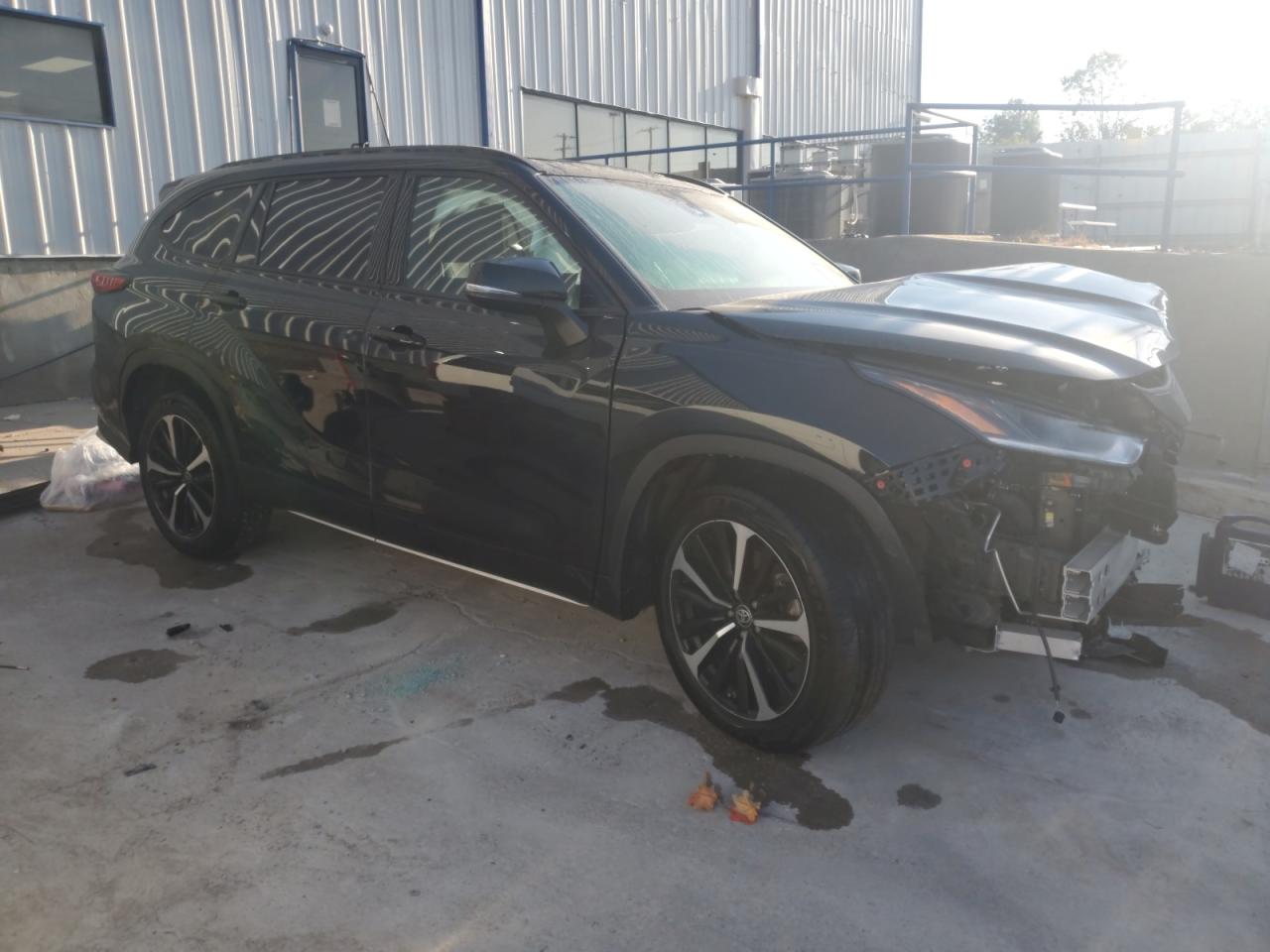 TOYOTA HIGHLANDER XSE