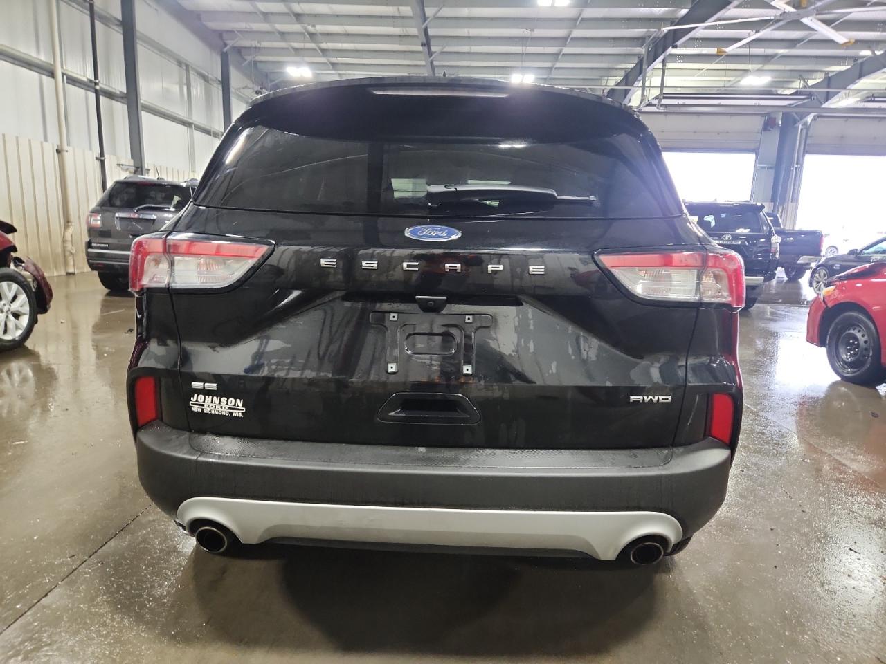 FORD ESCAPE SE