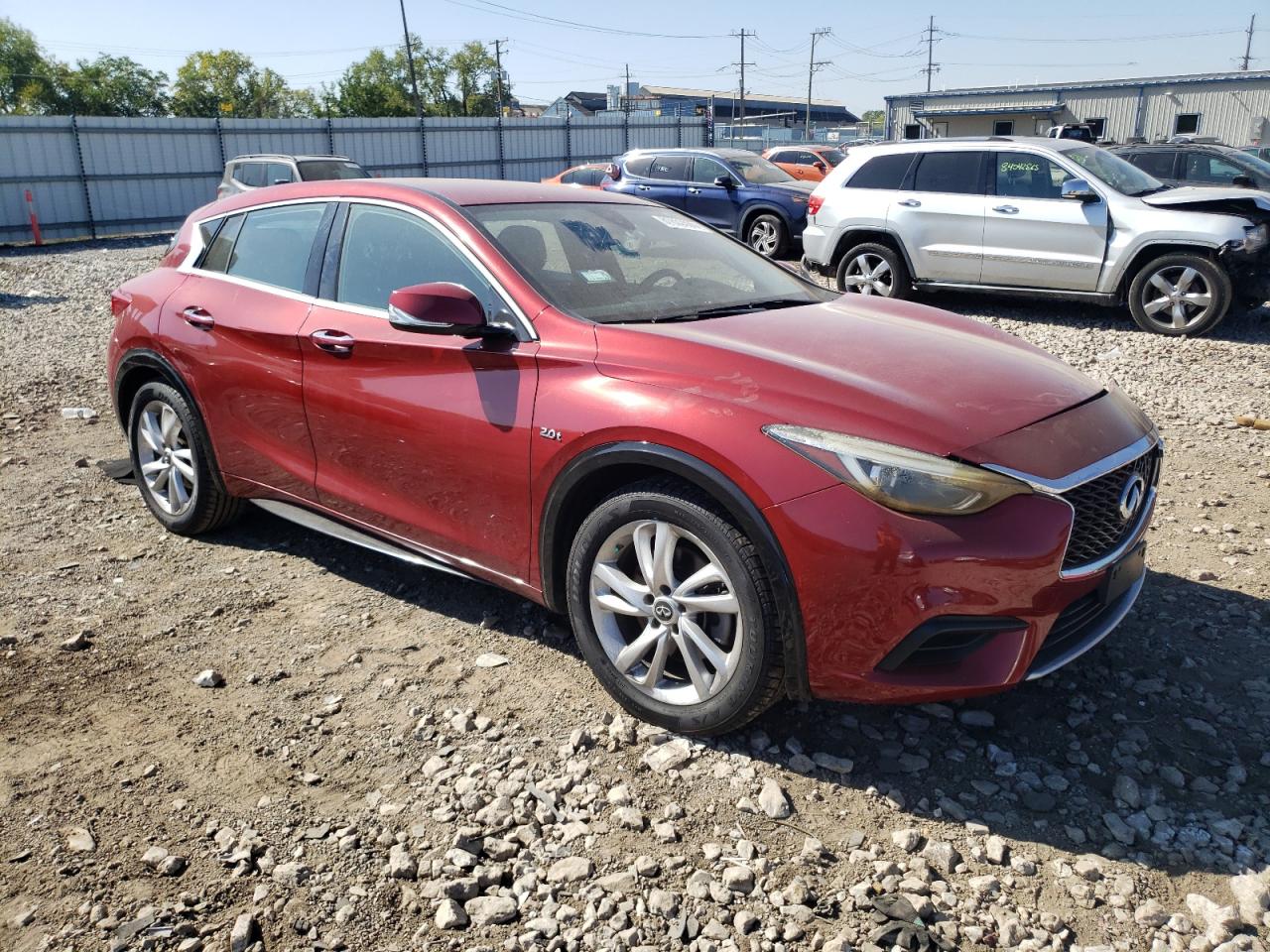 INFINITI QX30 BASE