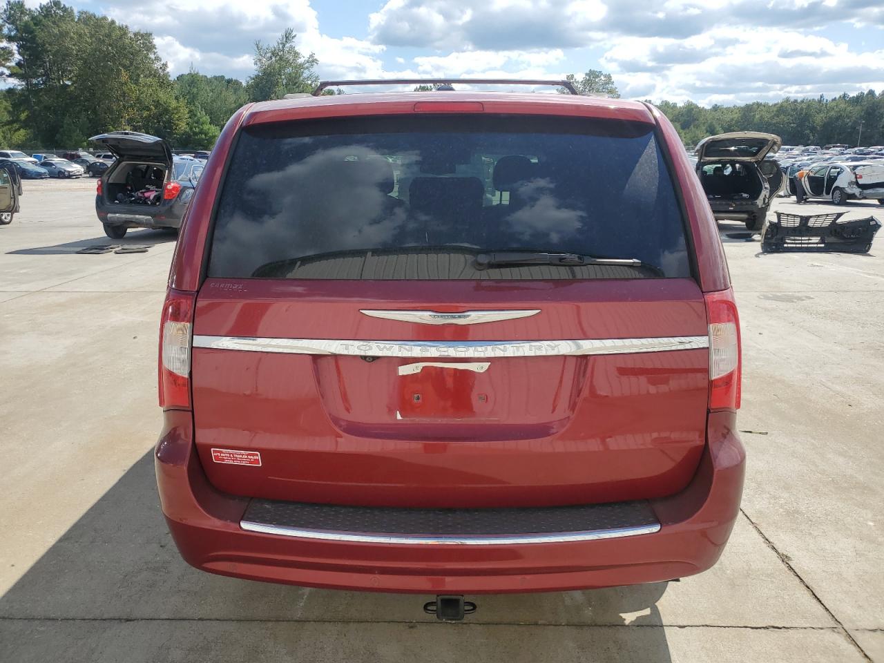 CHRYSLER TOWN & COUNTRY TOURING L