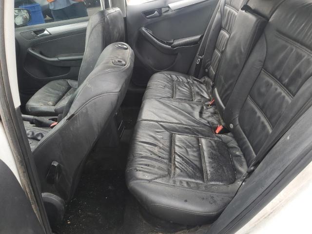 2015 VOLKSWAGEN JETTA TDI 3VWLA7AJ6FM263882
