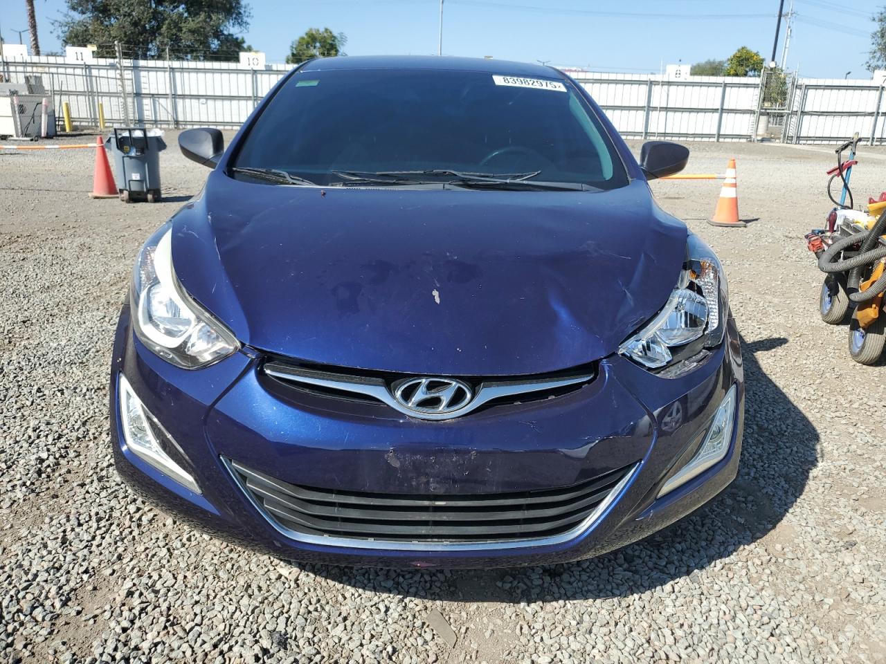 HYUNDAI ELANTRA SE