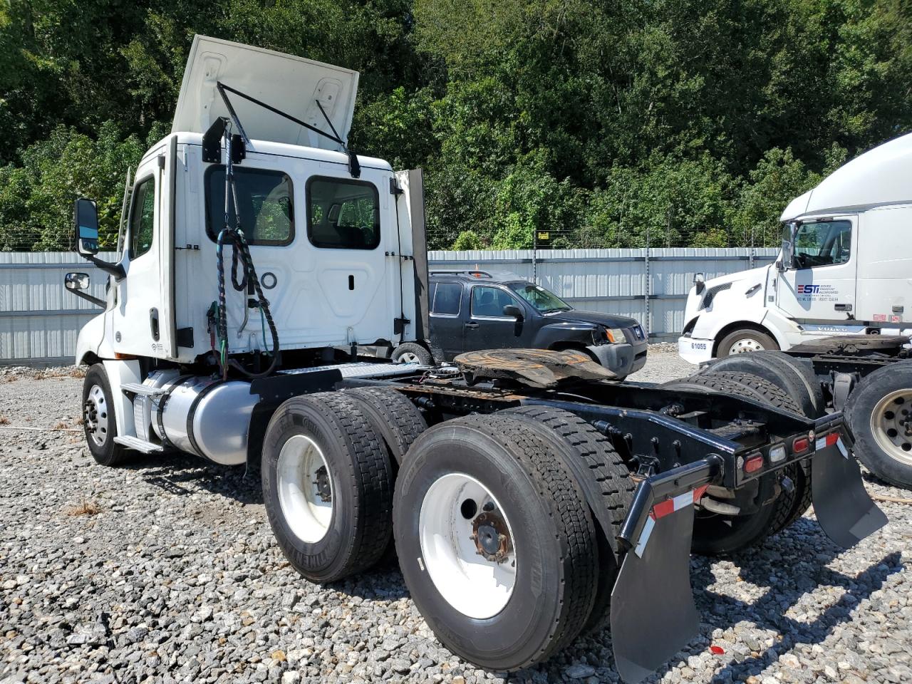 Lot #3283867416 2022 FREIGHTLINER CASCADIA 1