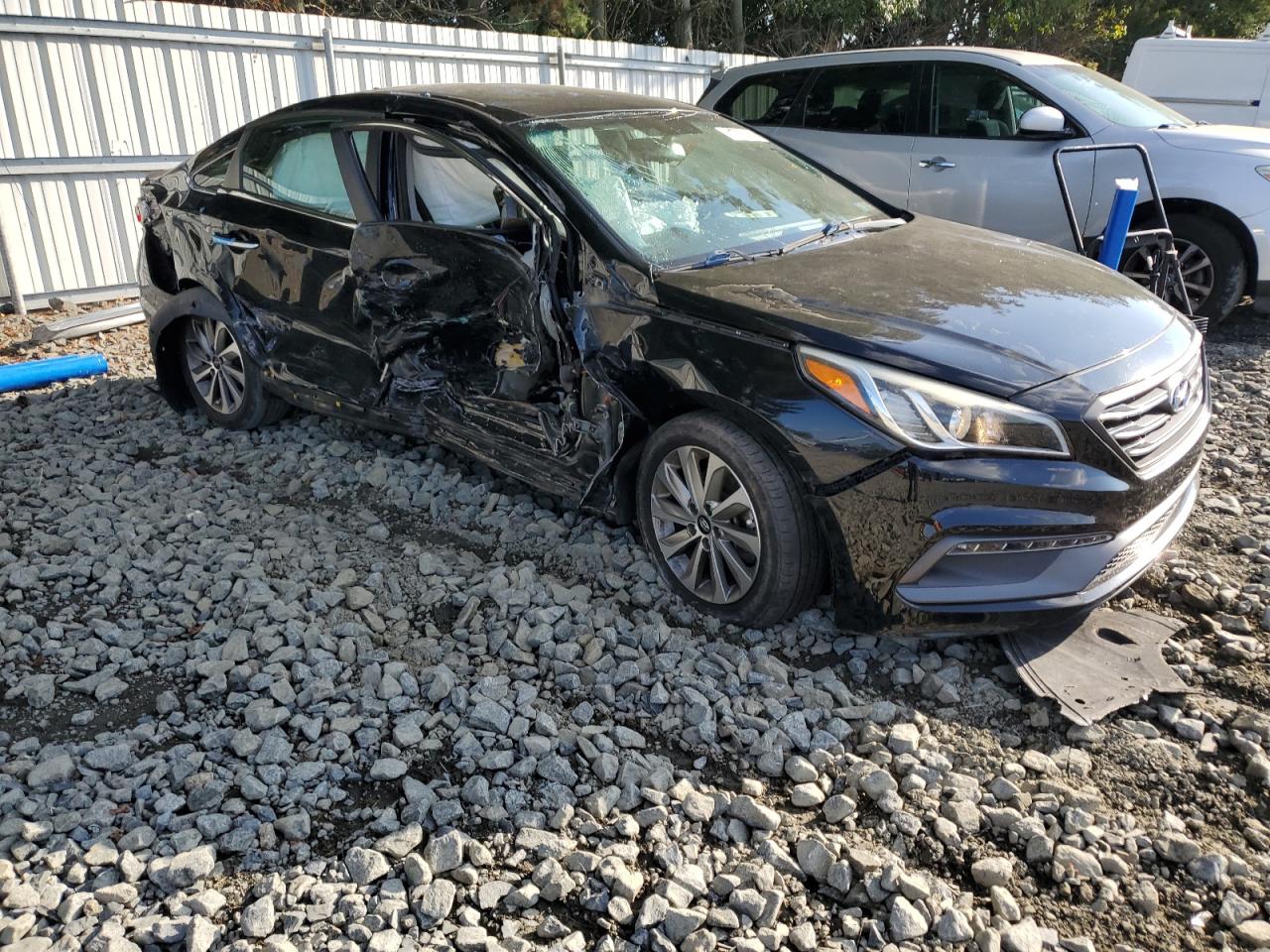 HYUNDAI SONATA SPORT