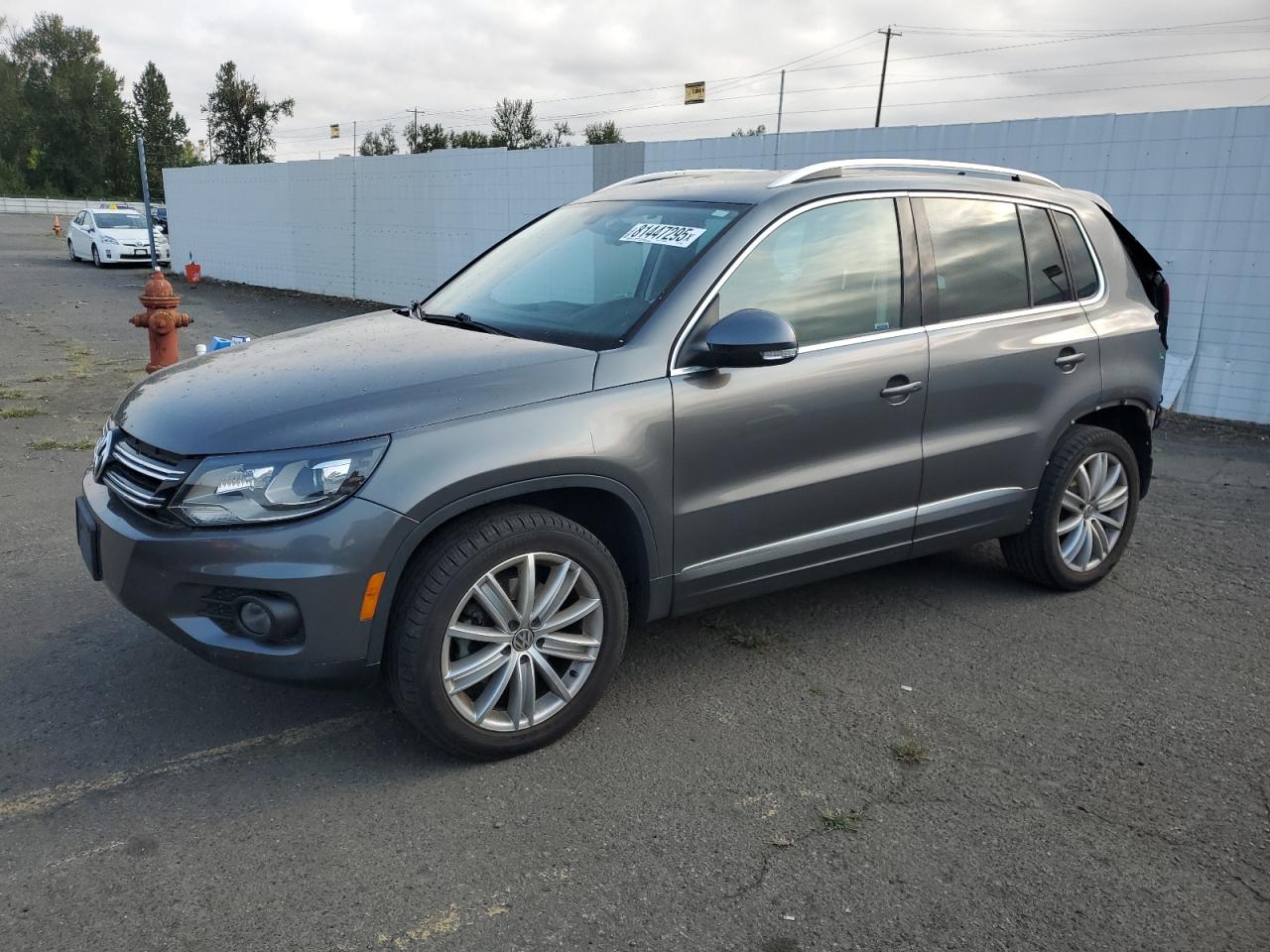 VOLKSWAGEN TIGUAN S
