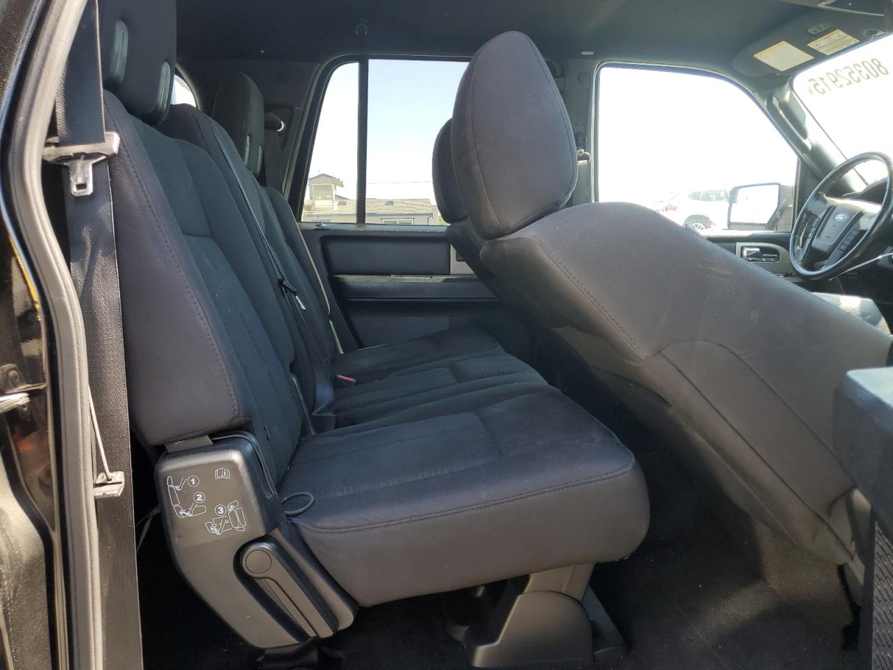 FORD EXPEDITION EL XLT