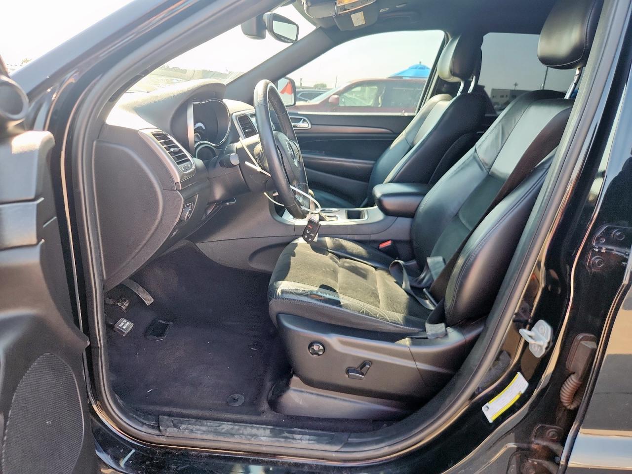 JEEP GRAND CHEROKEE LAREDO