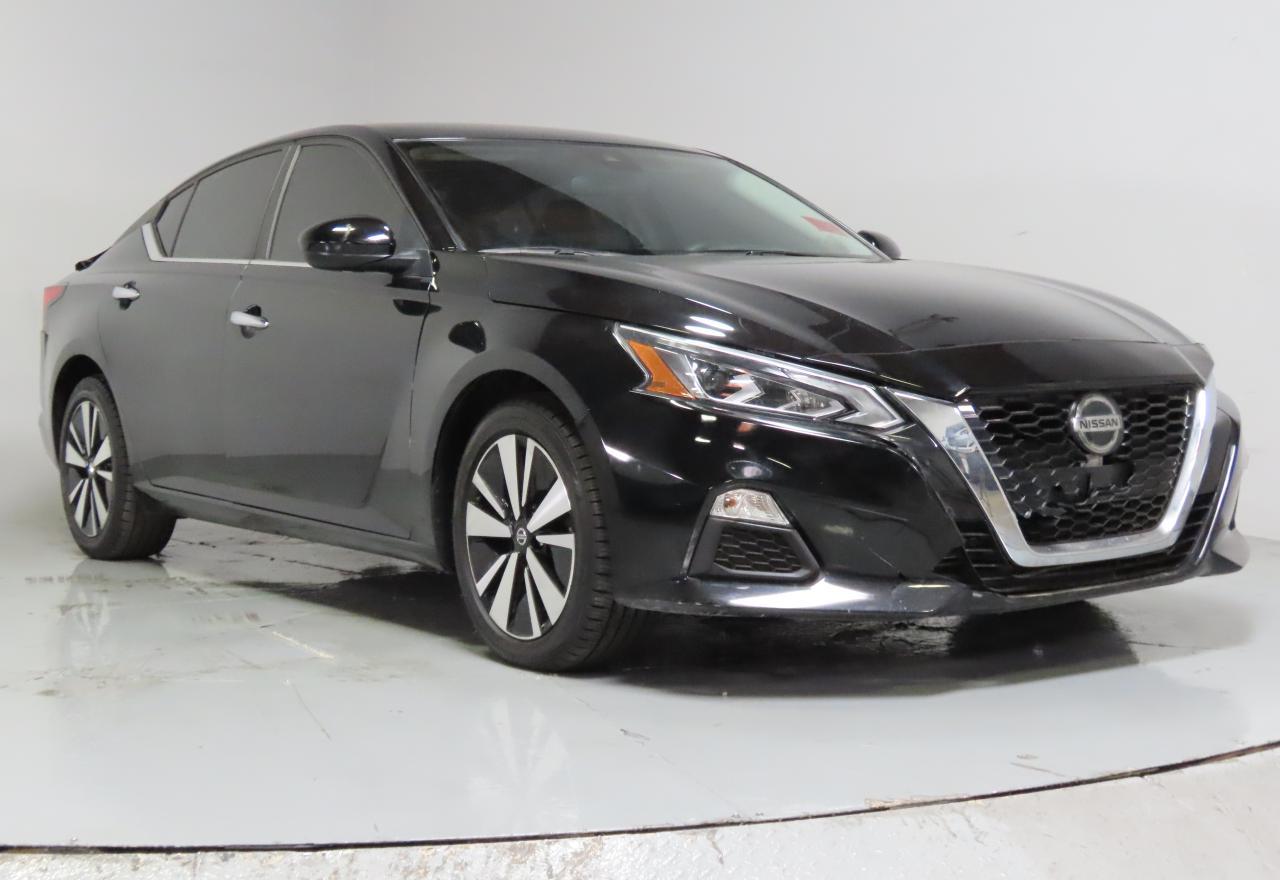 NISSAN ALTIMA SV